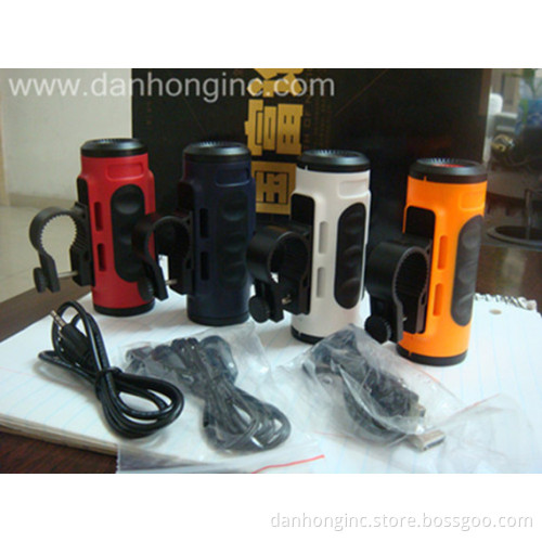 Mini sport style MP3 speaker with torch